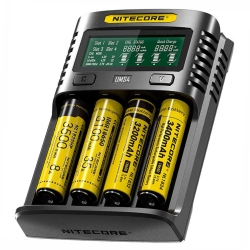 Быстрое зарядное устройство Nitecore UMS4 USB с четырьмя слотами
